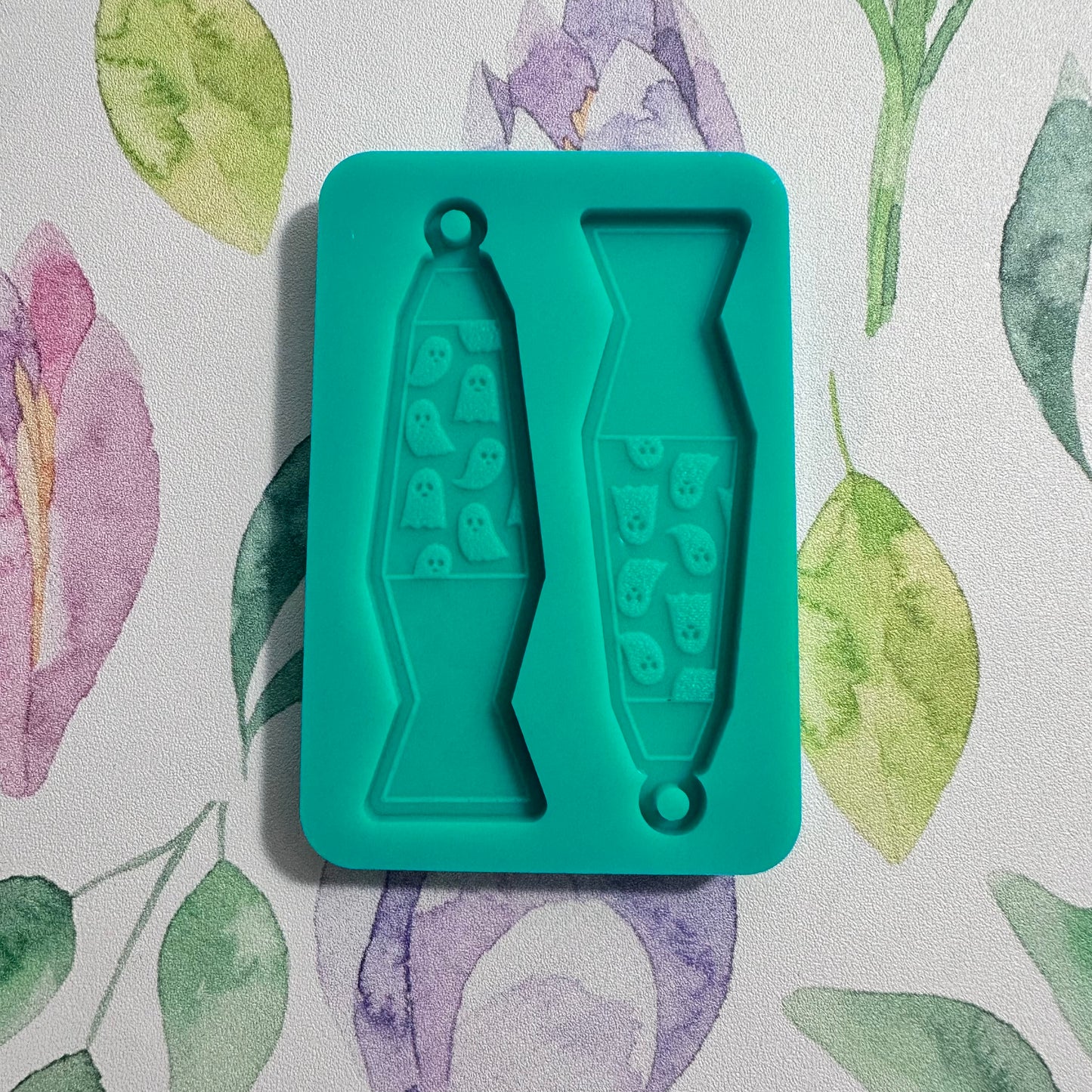 Ghost Lava Lamp Earring Mold