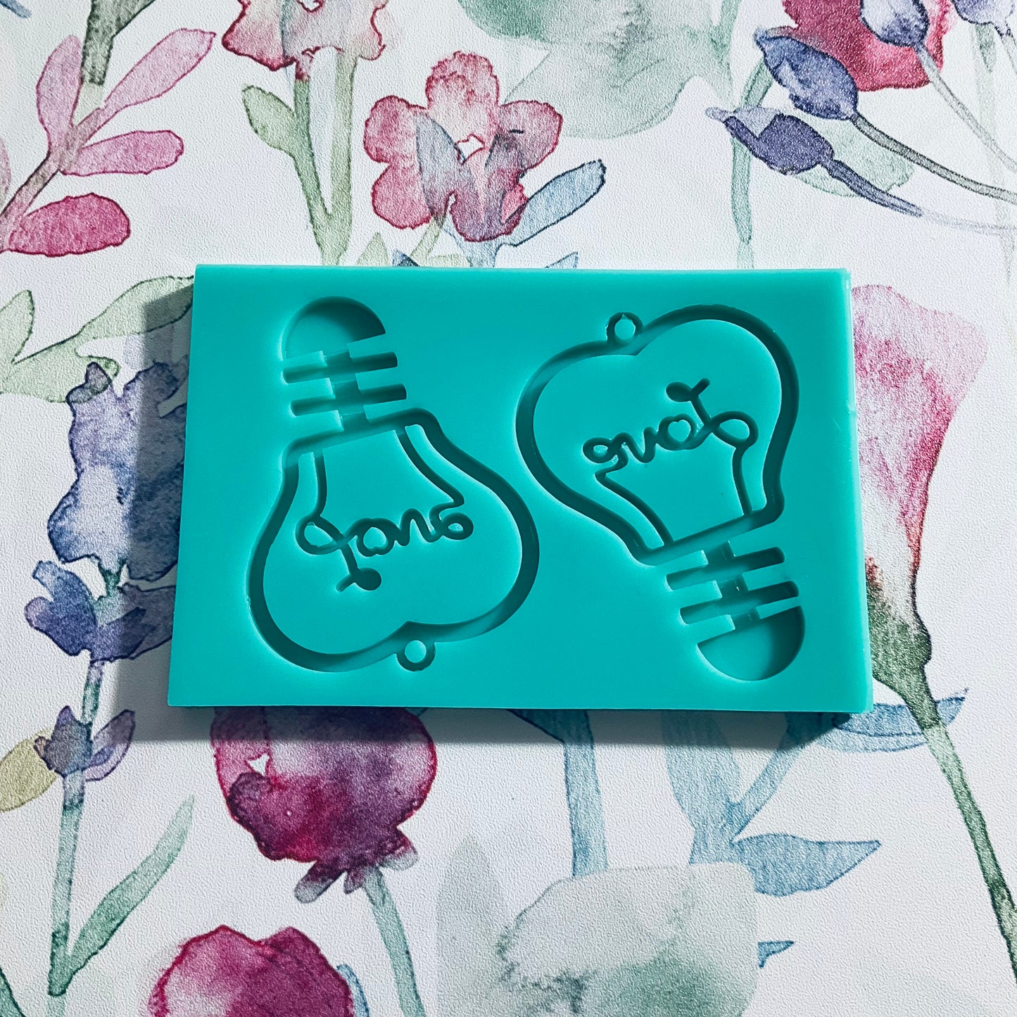 Love Lightbulbs Earrings Mold