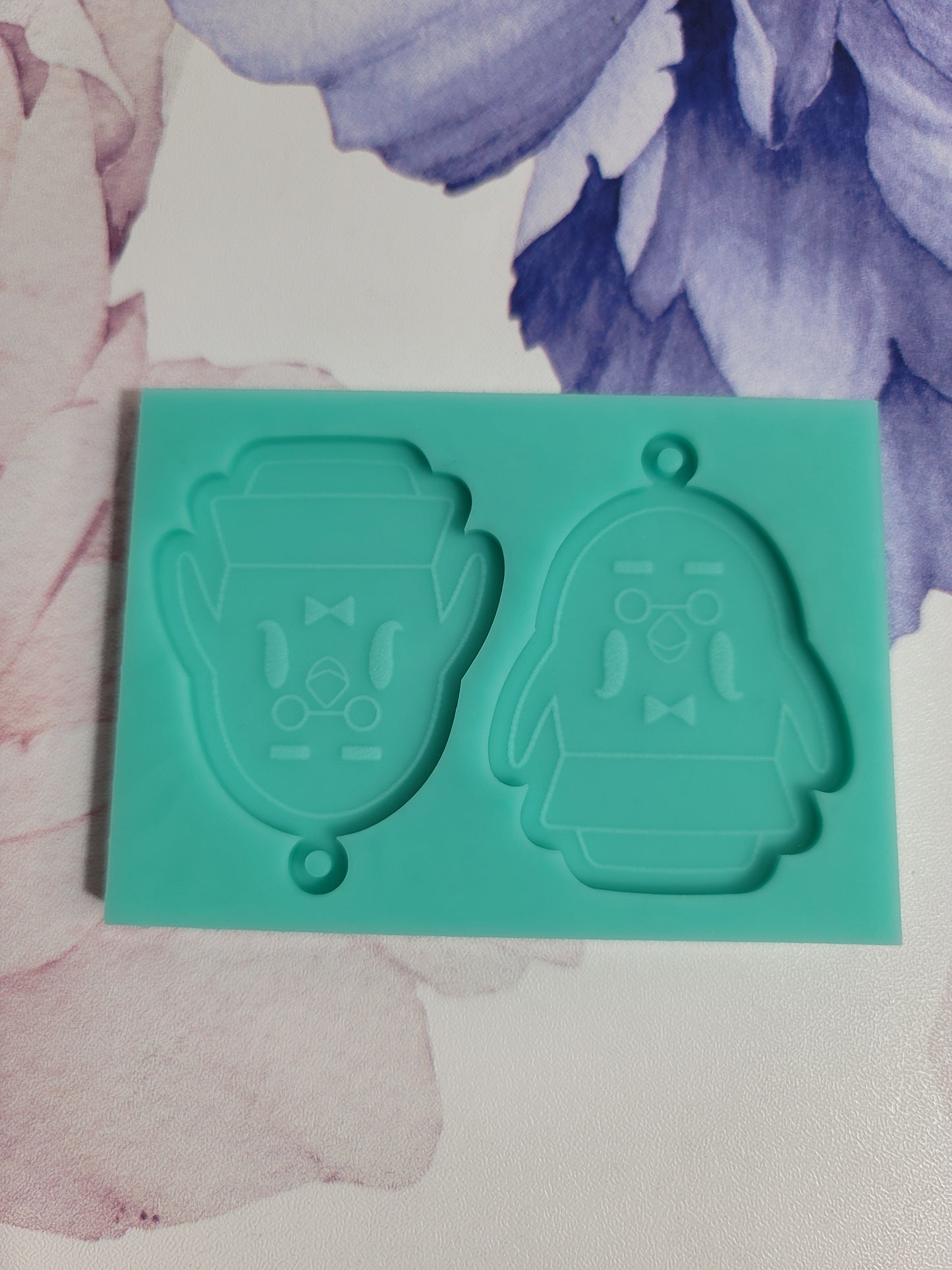 Exclusive Brewstoid Earring Mold