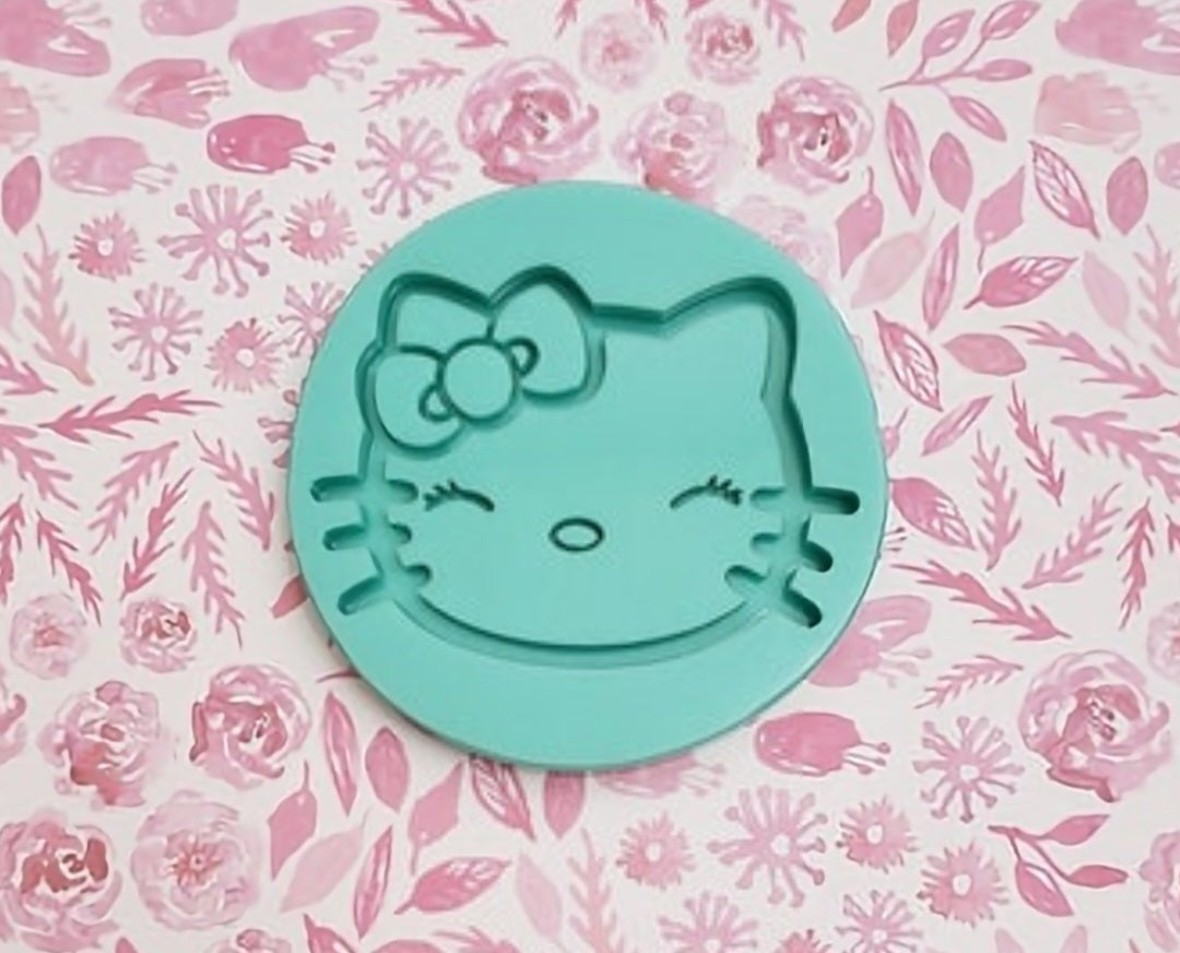 Kitty Shaker Mold